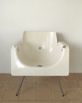 What to do with an old bath ?