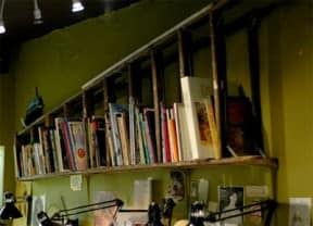 Ladder bookshelf