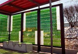 recycled-bus-stop-recyclart