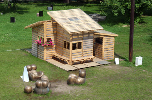 02 I BeamDesign pallet house
