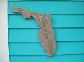 Fence wood art