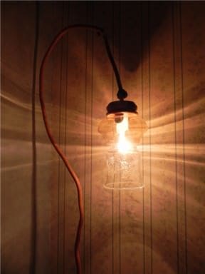 Recycled aluminum tube lamp