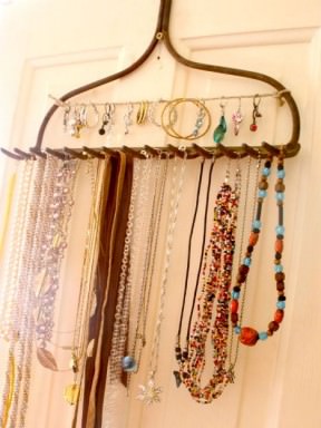 Rake jewelry display