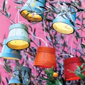 Wooden pots garland