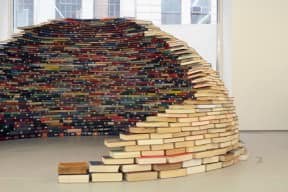 Book igloo