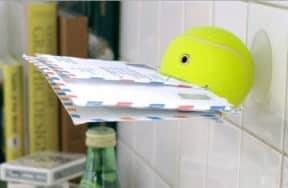 Tennis ball helper