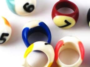 Billiard balls rings