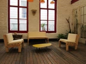 Cratewood and upcycling livingroom