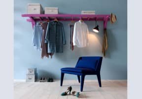 Ladder –> clothing rack