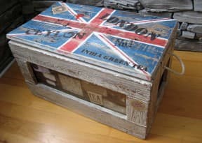 Union jack box
