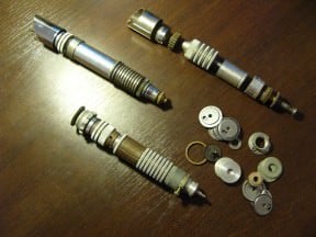 Star Wars Lightsabers concepts made ​​from circular steel scrap