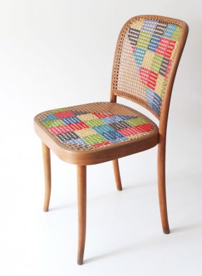 DIY : cross stitch chair