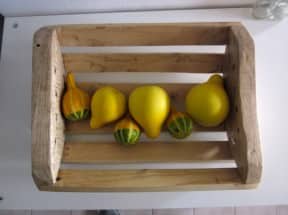 Dish from reclaimed wood