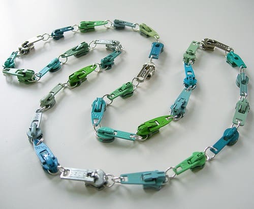 vontage-zipper-necklace