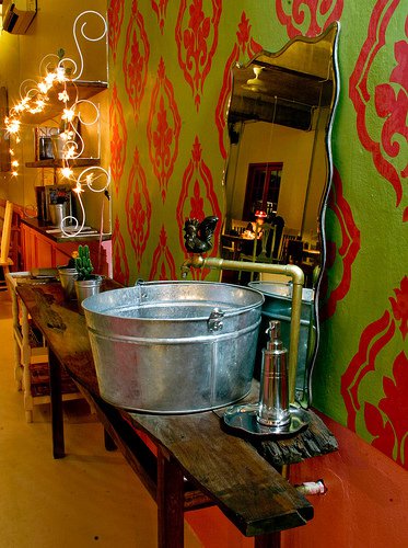 tin-bucket-sink-basin