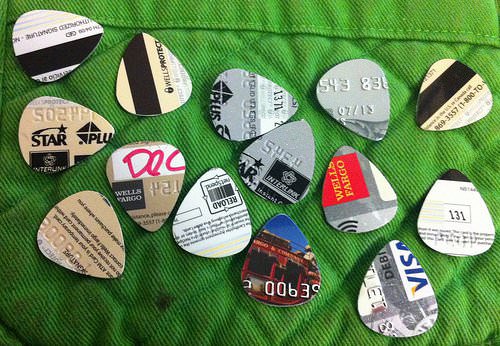 Any Plastic Card Into Guitar Picks 2 &bull; Accessories