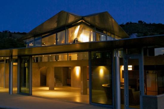 Boeing 747 Wing House 4 &bull; Home Improvement