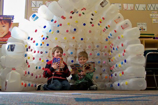 Milk Jug Igloo 1 &bull; Do-It-Yourself Ideas