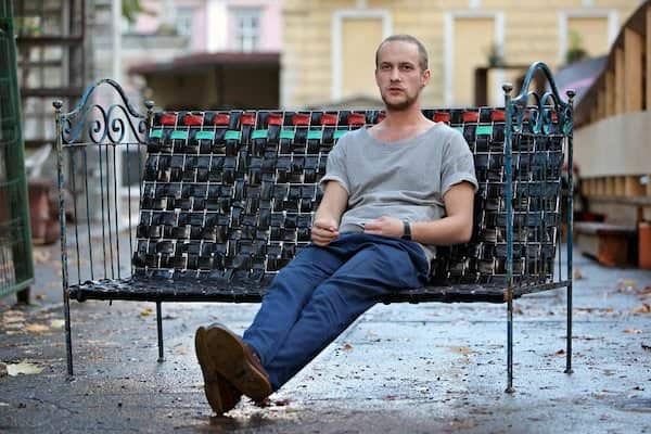 Rubber Glory: Outdoor Bench From Recycled Inner Tubes 4 &bull; Recycled Furniture
