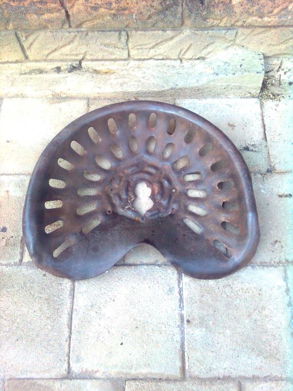 Tractor Seat Into Design Bar Stool 1 &bull; Accessories