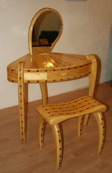 Ideolign Furniture by Loren Venancio 2 • Recycled Furniture • Recyclart coiffeuse-1-loren-venancio