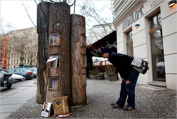 Book Forest Project 1 &bull; Interactive, Happening & Street Art