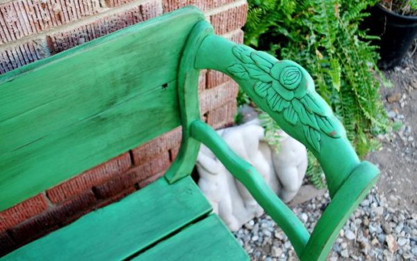 How to Convert Old Chairs into a New Bench 3 • Do-It-Yourself Ideas • Recyclart chair-recycled-bench3