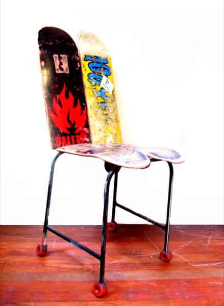 Skateboard-chair