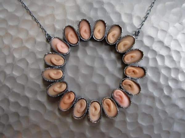 Upcycled Barbie Doll Parts Jewelry 8 • Accessories • Recyclart prod-necklaces-11