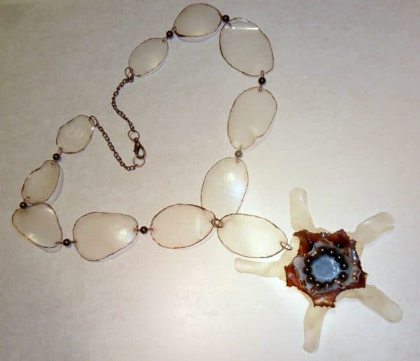 Rome Wasn't Built in a Day 2 • Recycled Glass • Recyclart REC087-€-40.00-D.-FROZEN