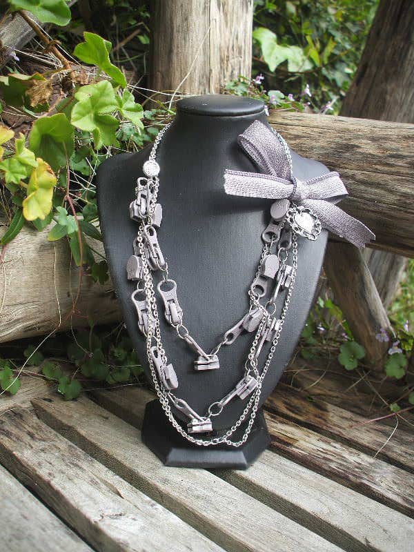 2013_0805PipsZipTripNecklace0011