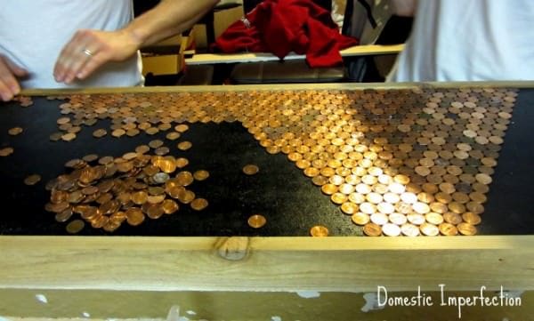 Pennies Countertop 2 • Do-It-Yourself Ideas • Recyclart pennies3