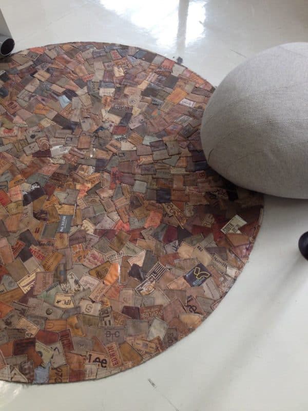 NCE-jeans-labels-wide