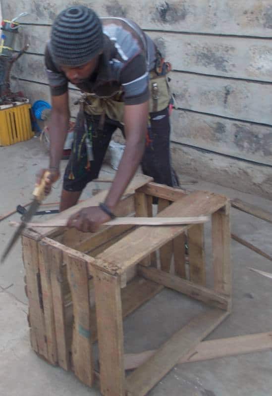 Tomatoe Crate Book Shelf 2 • Recycled Furniture • Recyclart DSCN0029