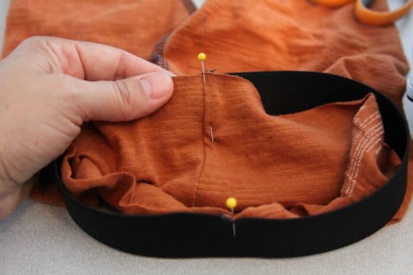 Tutorial on How to Make Baby/Toddler Leggings from a Recycled T-shirt! 4 • Clothing • Recyclart 24