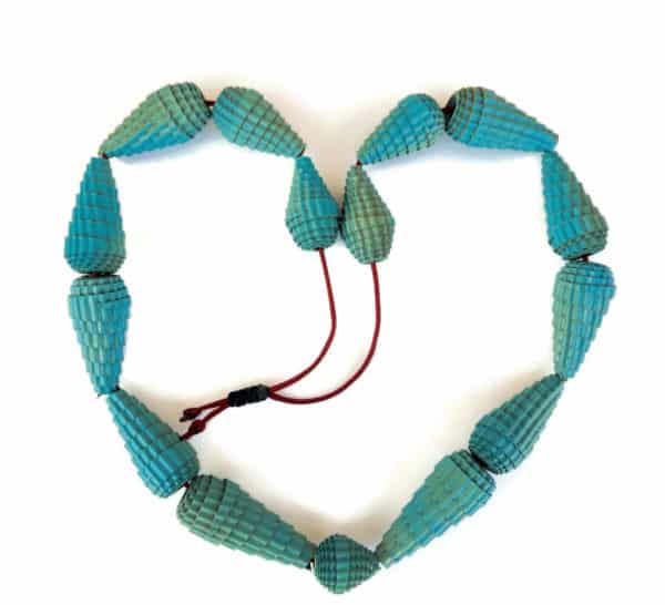 eco-necklace-with-chunky-beads-in-corrugated-cardboard