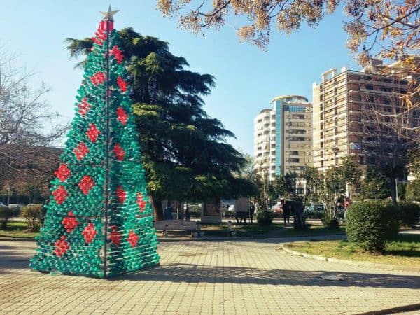 Christmas Tree Made by Citizens from 2200 Recycled Plastic Bottles in Elbasan, Albania 2 • Interactive, Happening & Street Art • Recyclart recyclart.org-christmas-tree-made-by-citizens-from-2200-recycled-plastic-bottles-in-elbasan-albania1