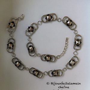 Necklace Out of a Bicycle Inner Tube & Soda Can Tabs 1 &bull; Upcycled Jewelry Ideas