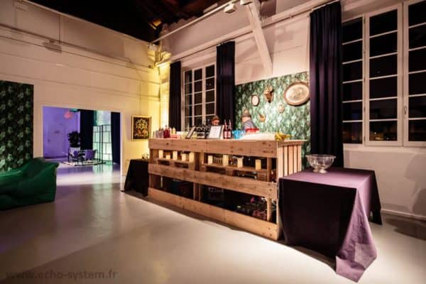 Open Sources Pallets Bar 3 • Recycled Furniture • Recyclart recyclart.org-open-sources-pallets-bar2