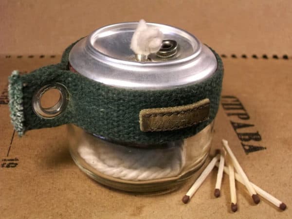 recyclart.org-alcohol-burner-from-aluminum-can-and-glass-jar1