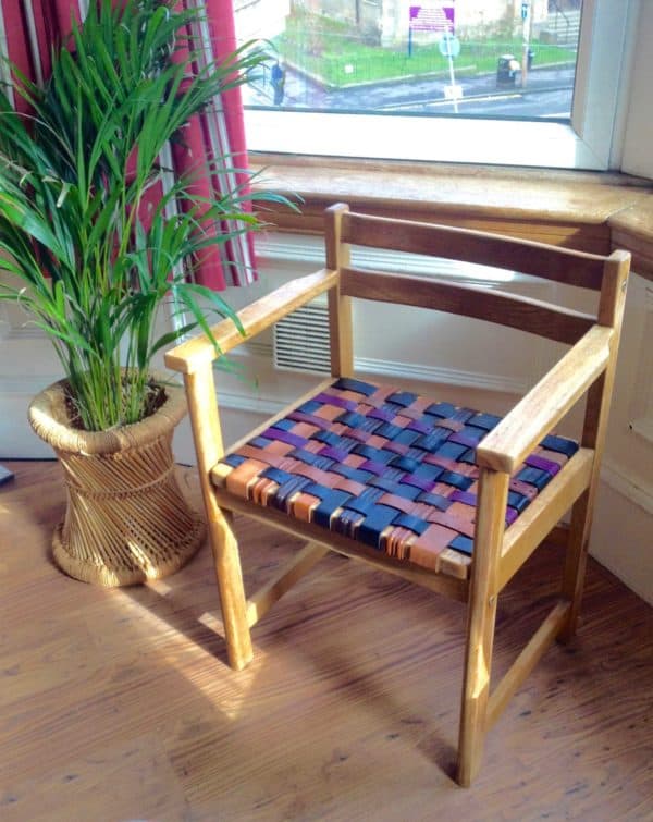 recyclart.org-leather-belt-seat