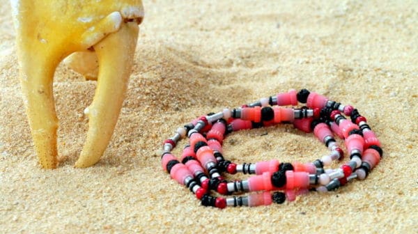 recyclart.org-eco-adornments-recycled-from-rubbish9