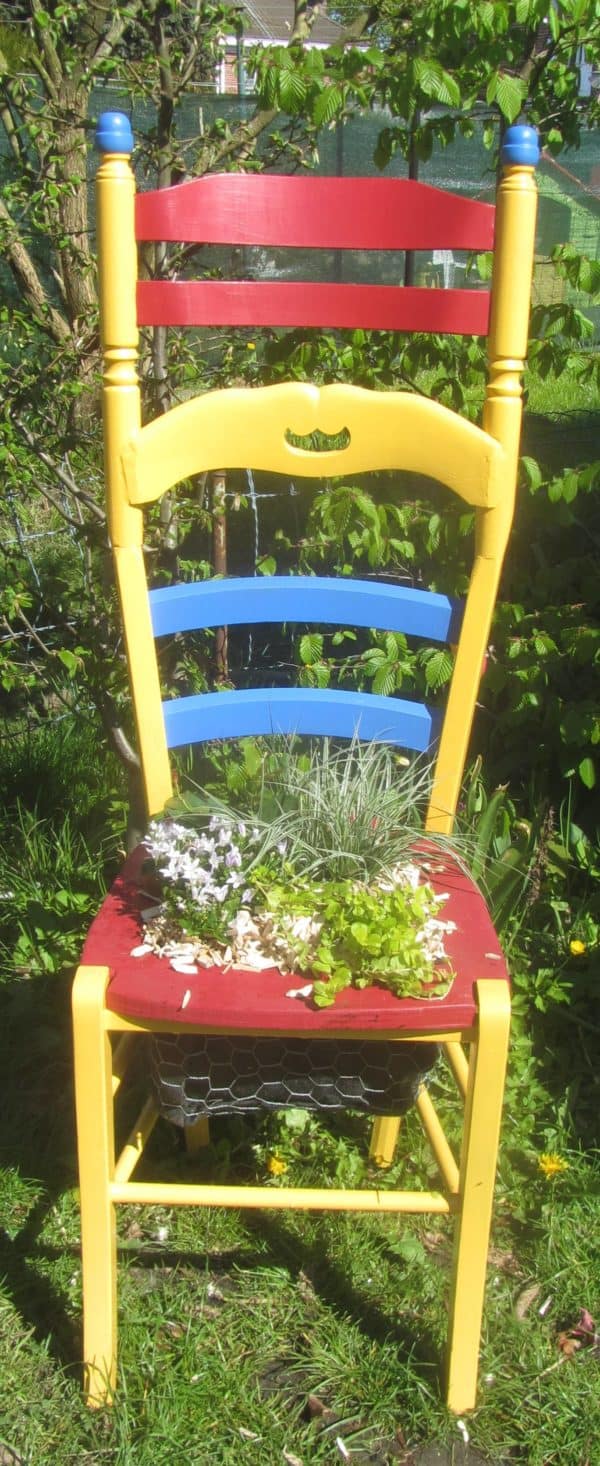 recyclart.org-chaise-vegetalisee