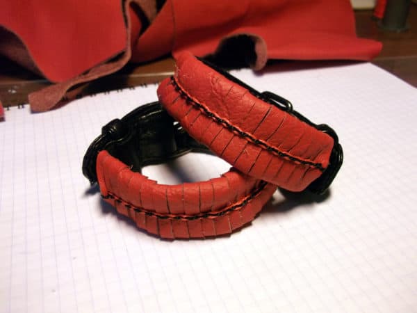 recyclart.org-old-faux-leather-jacket-into-bracelets