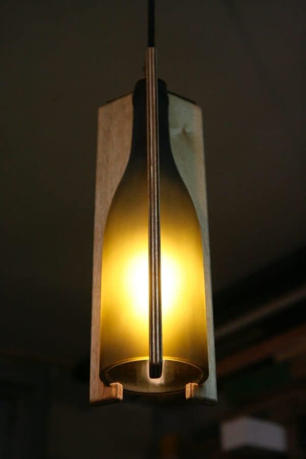 recyclart.org-recycled-wine-bottle-hanging-light