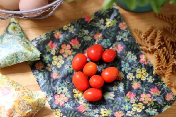 recyclart.org-diy-beeswax-food-wraps