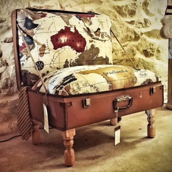 recyclart.org-poltrigia-la-poltrona-valigia-02