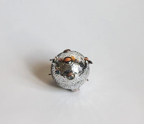 recyclart.org-eye-ball-ornament-02