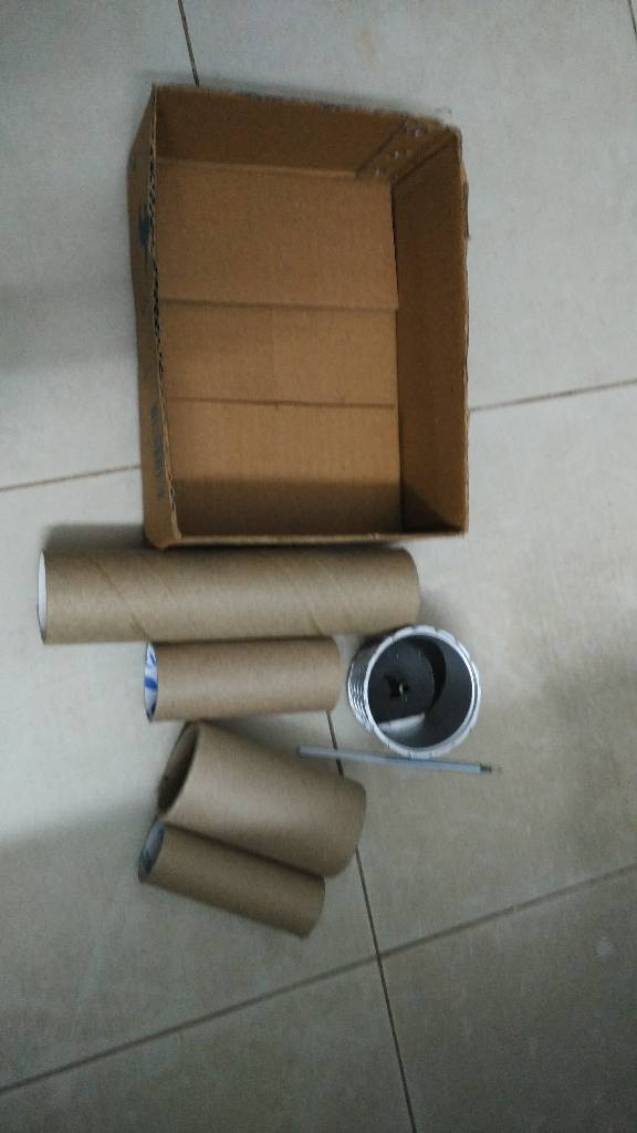 Diy: Accessories Storage From Recycled Toilet Paper Rolls 1 &bull; Recycled Packaging