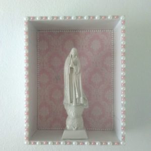 Upcycled Wine Crate Becomes Decorative Wooden Altar 15 &bull; Accessories